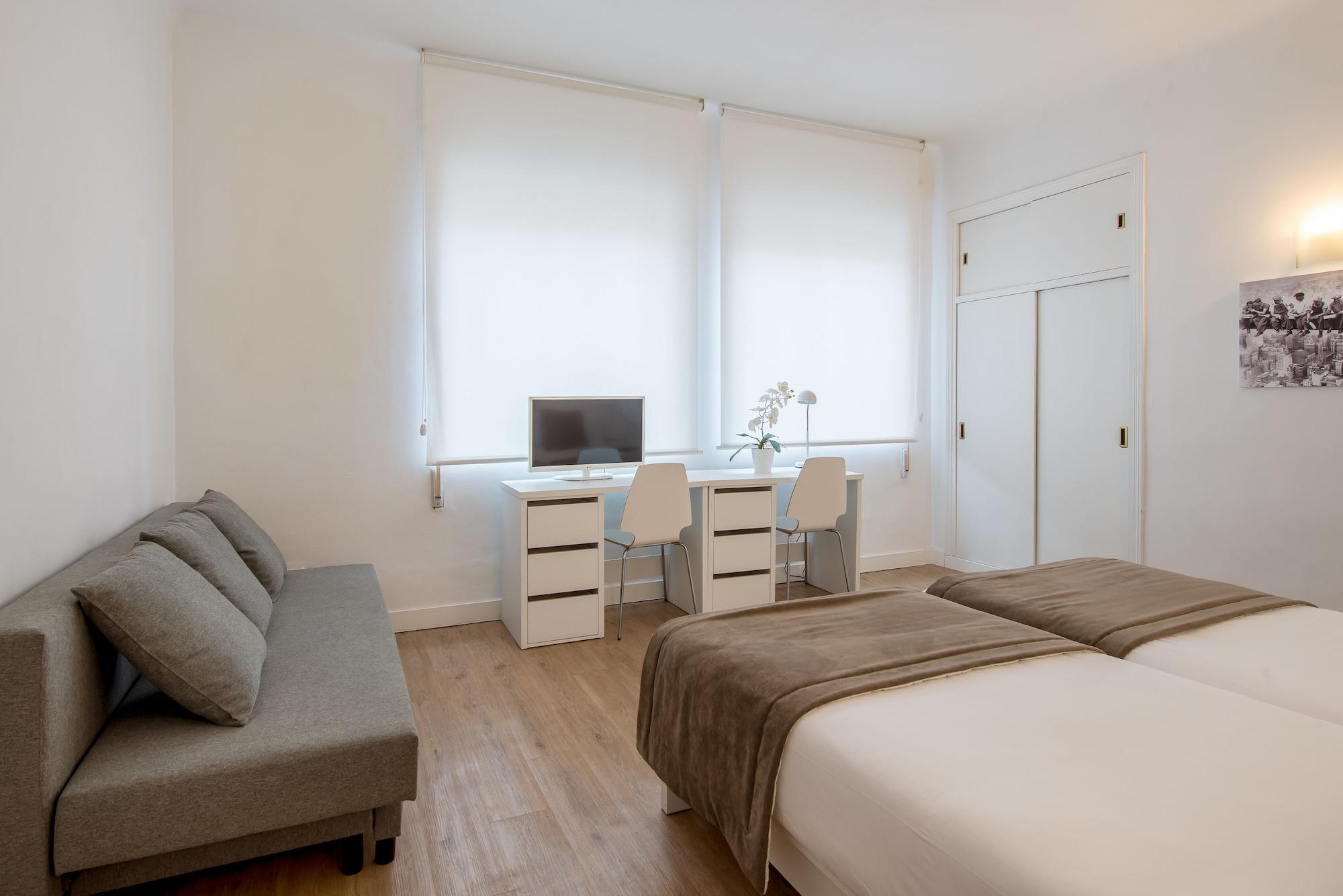 Neomagna Madrid Hotel Ngoại thất bức ảnh