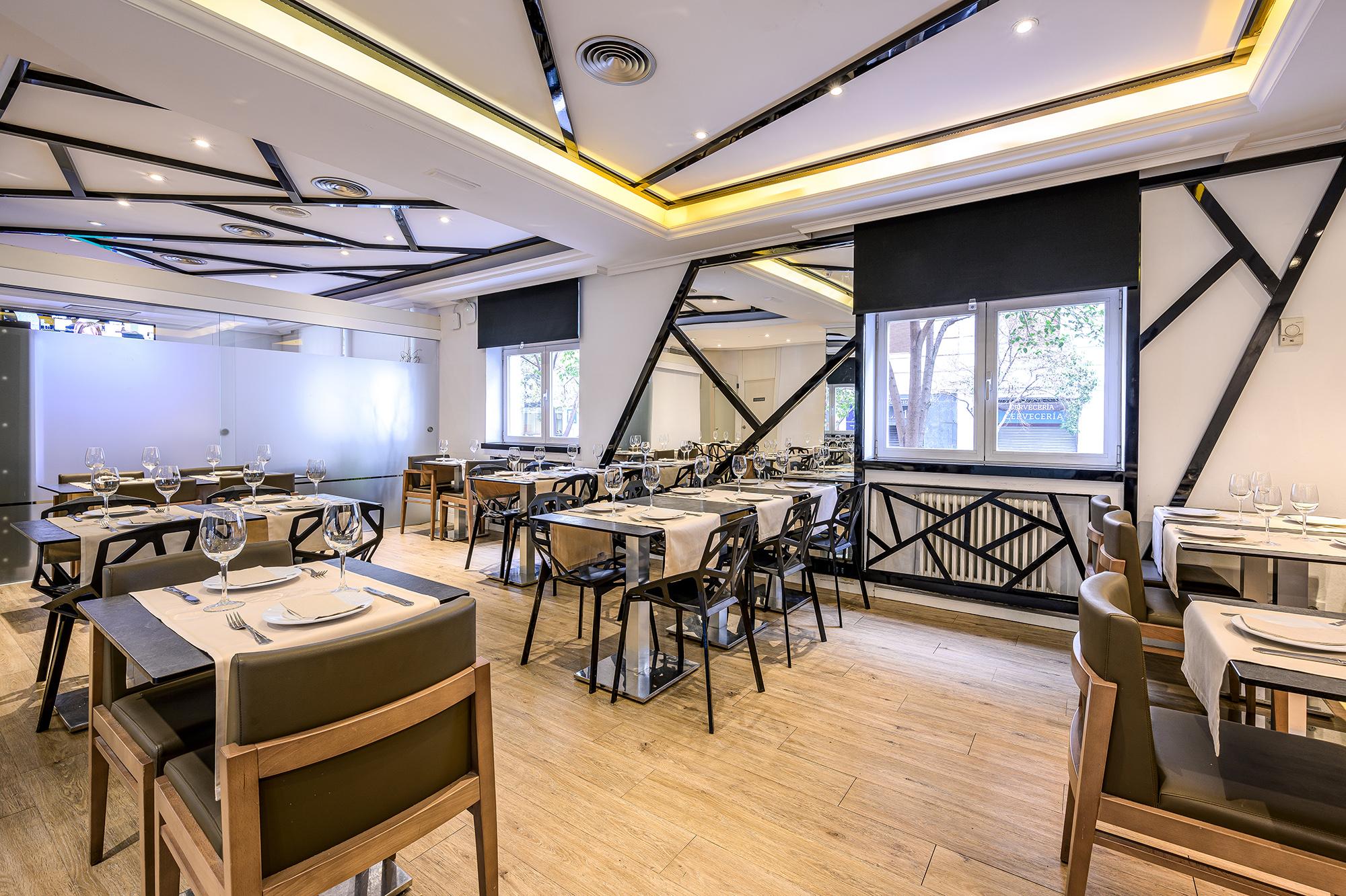 Neomagna Madrid Hotel Ngoại thất bức ảnh