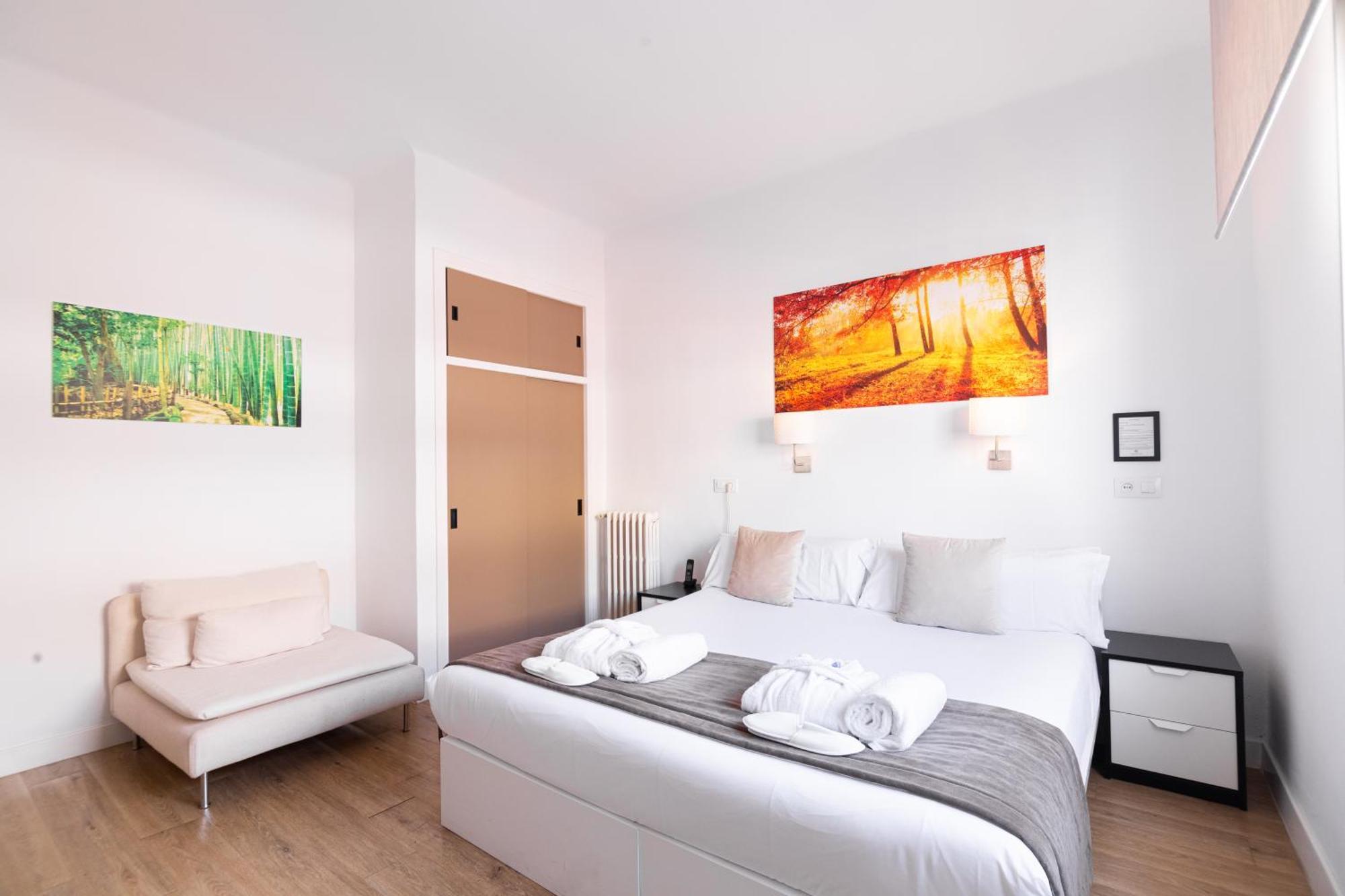 Neomagna Madrid Hotel Ngoại thất bức ảnh