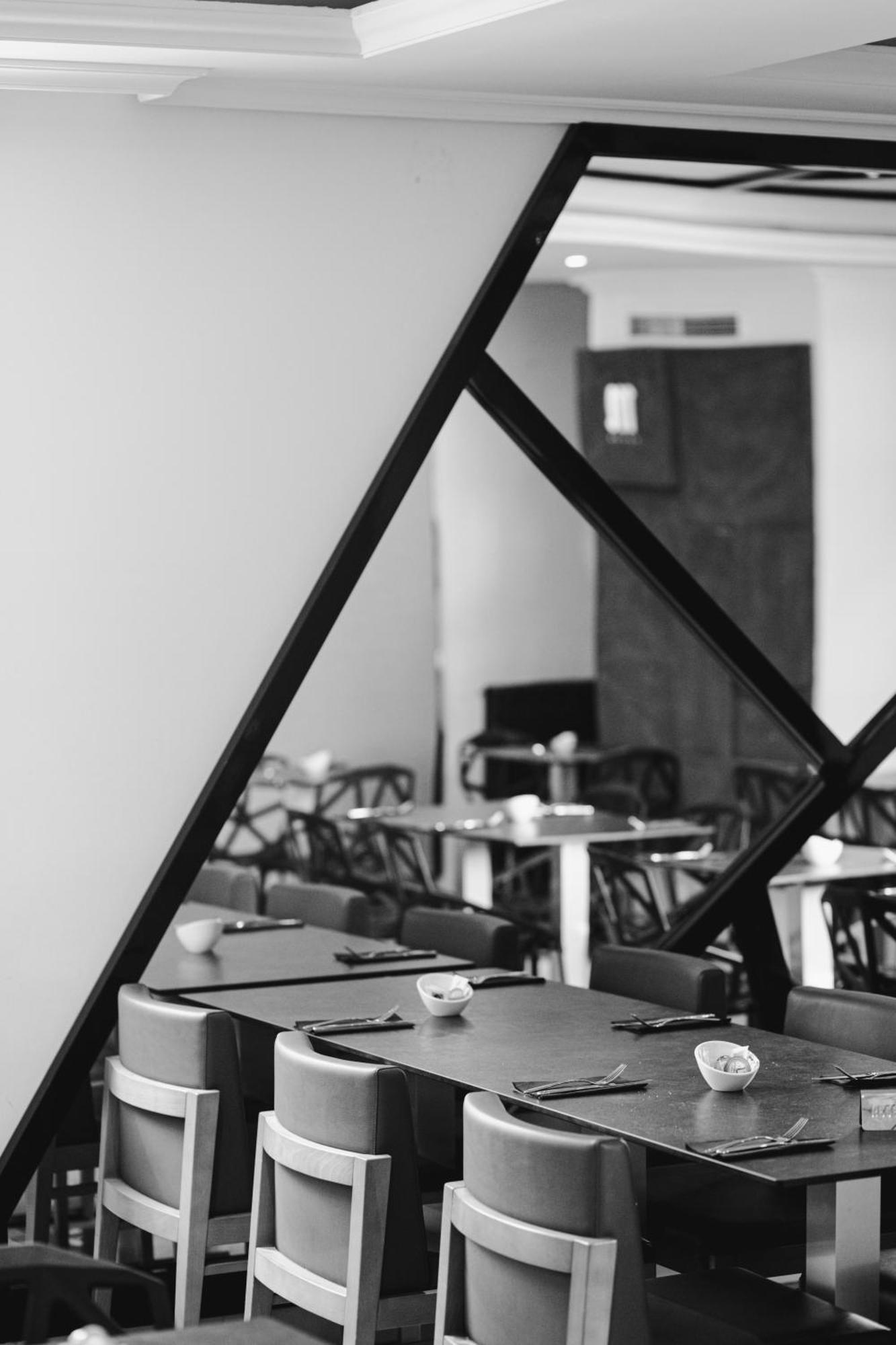 Neomagna Madrid Hotel Ngoại thất bức ảnh